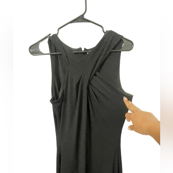 💜💚Michael Kors criss cross sleeveless dress. - Picture 4 of 14